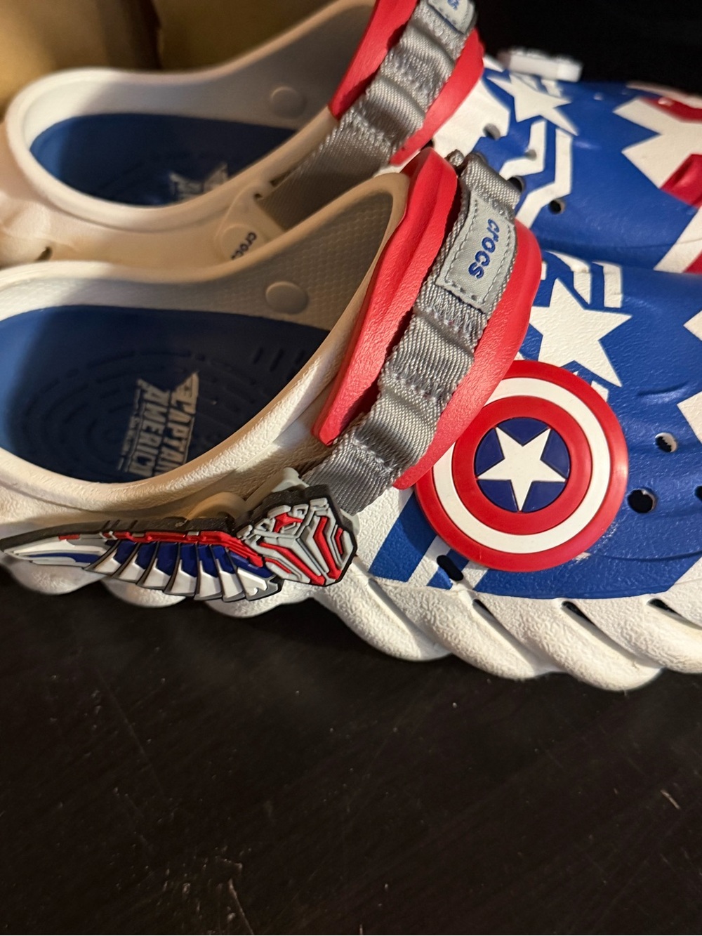 Marvel Captain America Sam Wilson Crocs - Picture 3 of 6